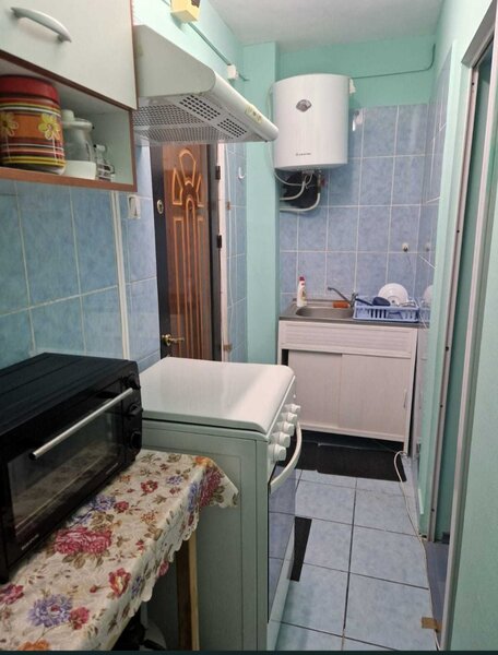 Metrou Republica, Hala Laminor,